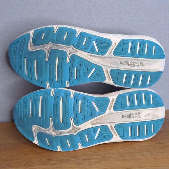 Brooks Ghost Max Shoes Women's 9.5 Coral Running Walking Gym Trainers Sneakers - Picture 7 of 14